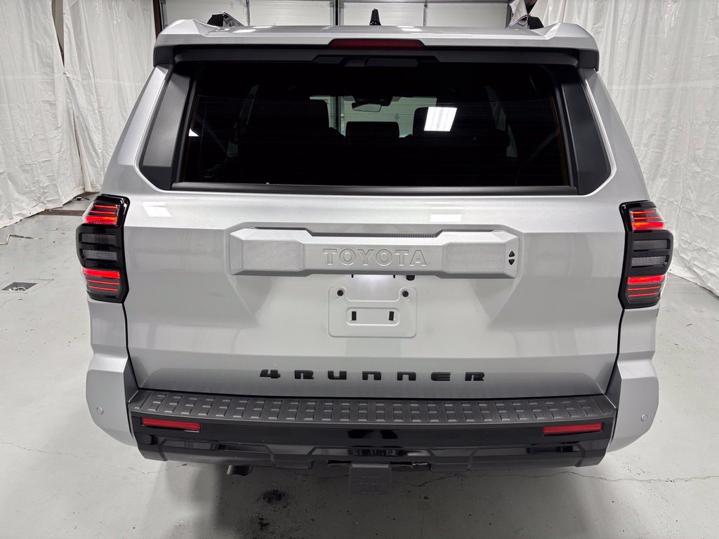 Used 2026 Toyota 4Runner TRD Sport AWD/4WD image 6