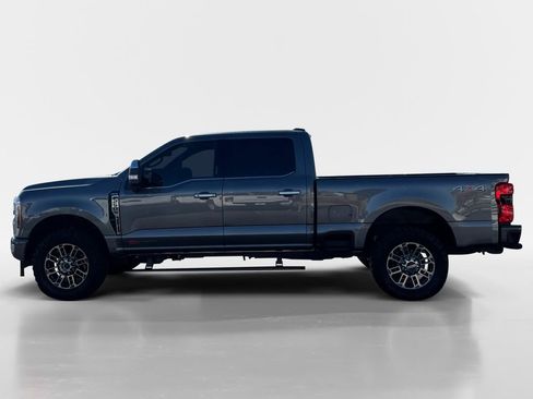 Used 2024 Ford F250 Limited image 2