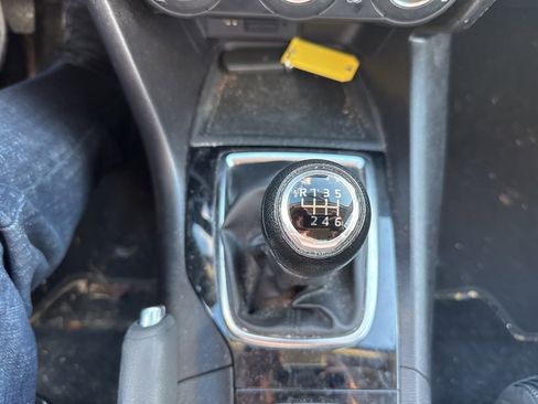 Used 2016 MAZDA MAZDA3 i Sport w/ Preferred Equipment Package image 27