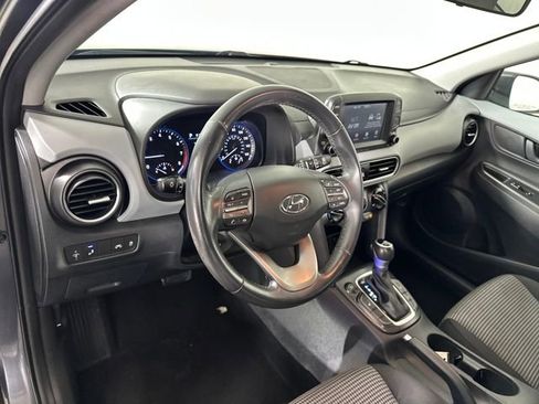 Used 2019 Hyundai Kona SEL image 13