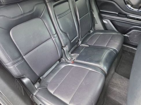 Used 2022 Lincoln Corsair AWD w/ Premium Package image 6