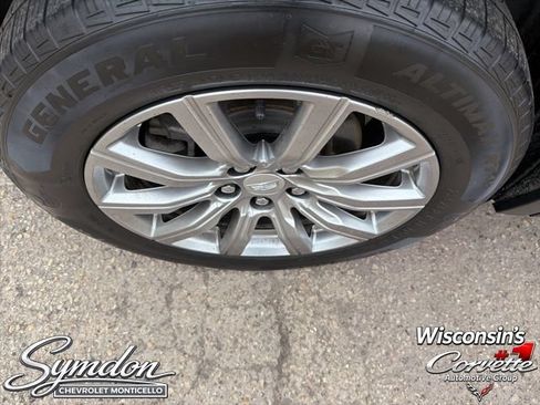 Used 2020 Cadillac XT4 Premium Luxury AWD/4WD image 24