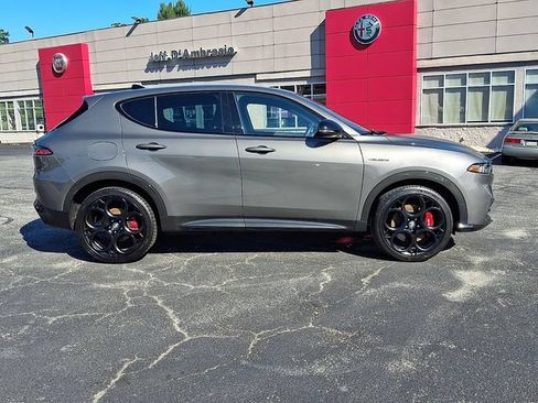 Used 2024 Alfa Romeo Tonale Ti AWD/4WD image 7