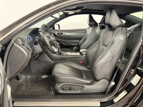 Used 2021 INFINITI Q60 3.0t Luxe w/ Cargo Package RWD image 12