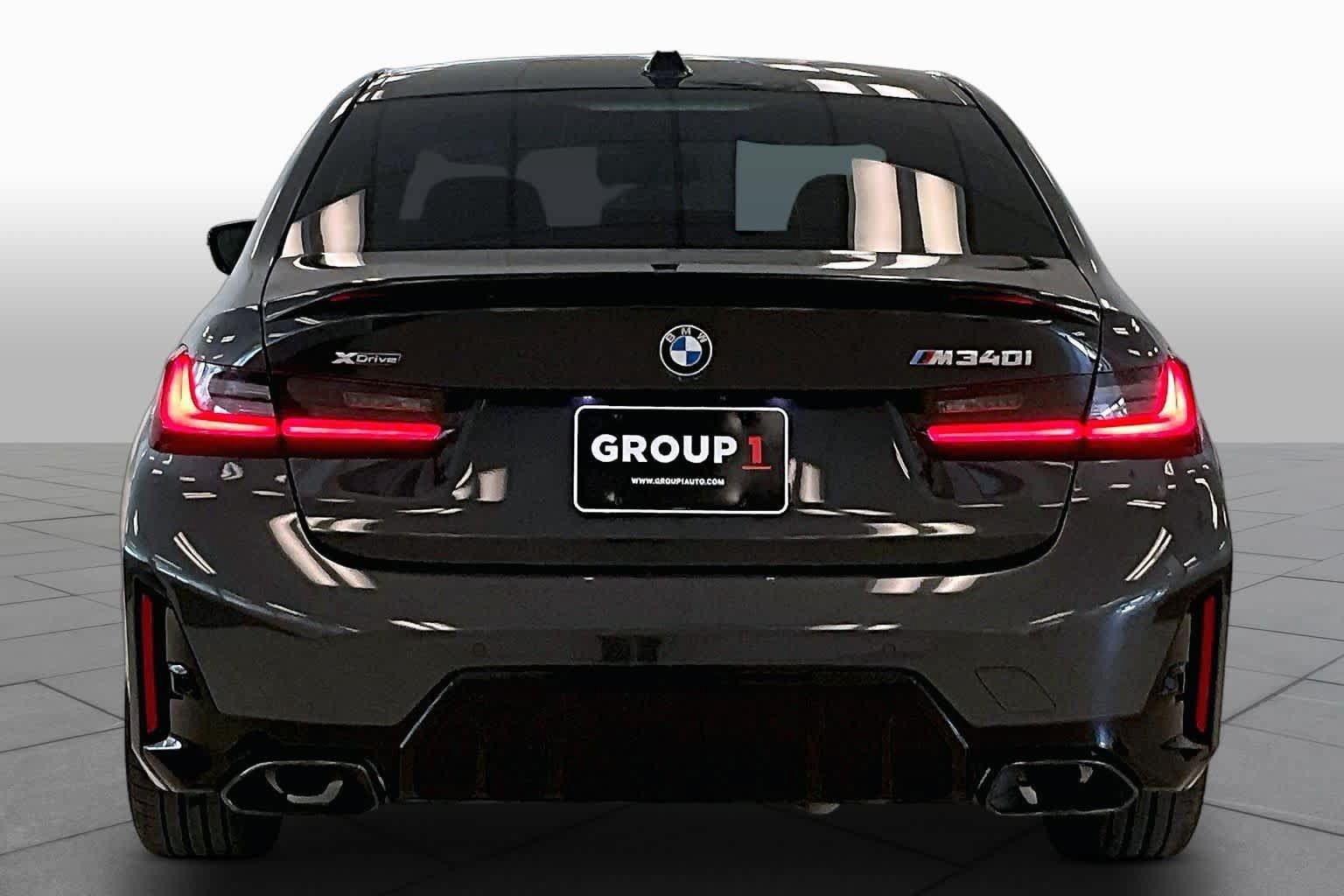 Used 2023 BMW M340i xDrive w/ Premium Package AWD/4WD image 4