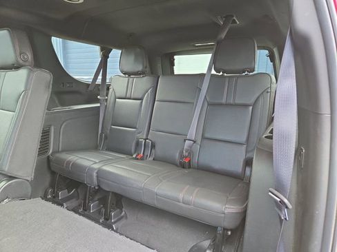 Used 2022 Chevrolet Suburban RST w/ Luxury Package AWD/4WD image 31
