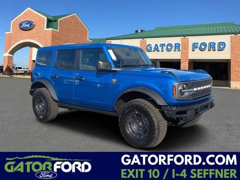 New 2025 Ford Bronco Badlands w/ Sasquatch Package AWD/4WD image 1