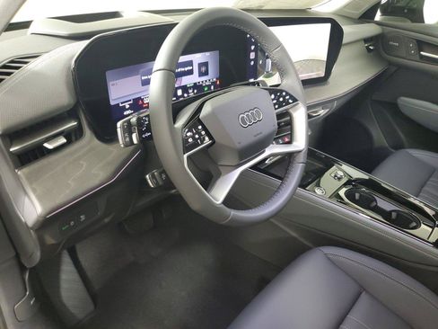 New 2026 Audi Q3 quattro 2.0T AWD/4WD image 23
