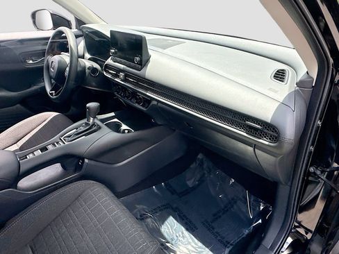 Used 2025 Honda HR-V LX image 26