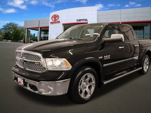 Used 2014 RAM 1500 Laramie w/ Trailer Tow Group image 5