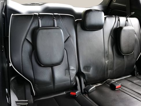 Used 2026 Chrysler Pacifica Limited FWD image 19