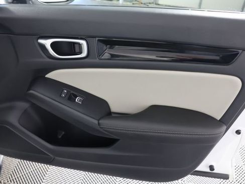 Used 2024 Honda Civic EX-L image 29