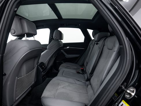 Certified 2022 Audi SQ5 Premium Plus image 19
