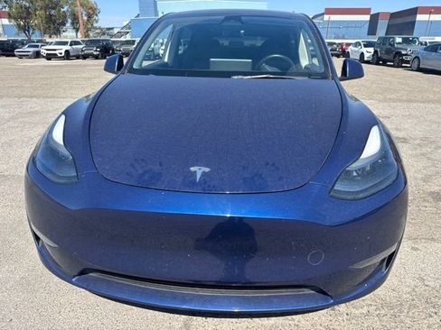 Used 2023 Tesla Model Y Performance AWD/4WD image 2