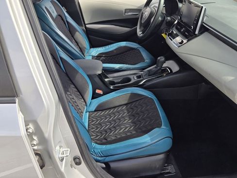 Used 2020 Toyota Corolla LE image 17