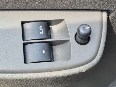 Used 2022 Chevrolet Express 3500 LS RWD image 16