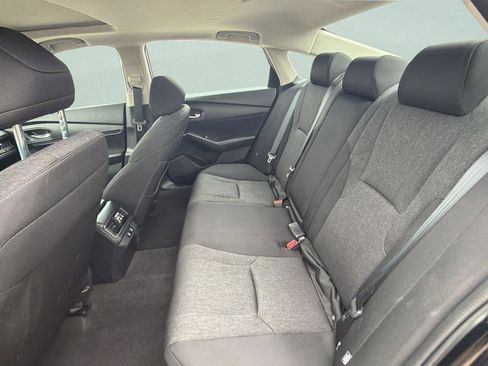 Used 2025 Honda Accord SE image 15