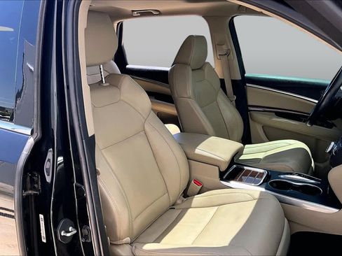 Used 2018 Acura MDX FWD image 9