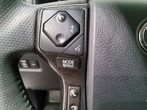 Used 2024 Toyota 4Runner TRD Off-Road image 28