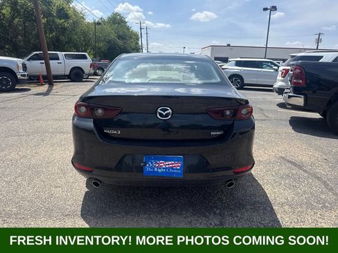 Used 2025 MAZDA MAZDA3 s FWD image 3