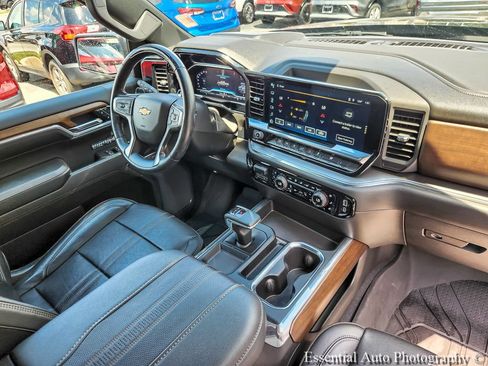 Certified 2023 Chevrolet Silverado 1500 High Country w/ High Country Premium Package AWD/4WD image 22