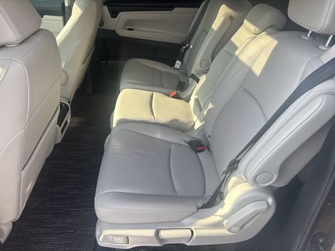 Used 2026 Honda Odyssey EX-L image 19