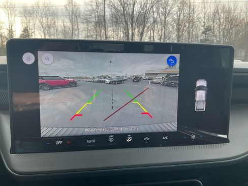 New 2025 Ford Maverick XL w/ Equipment Group 102A image 25