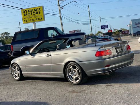 Used 2005 BMW 330Ci Convertible image 2