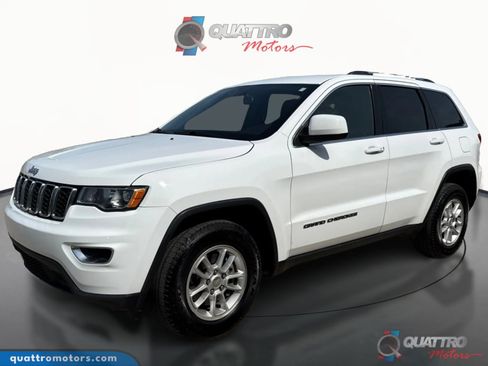 Used 2018 Jeep Grand Cherokee Laredo image 1