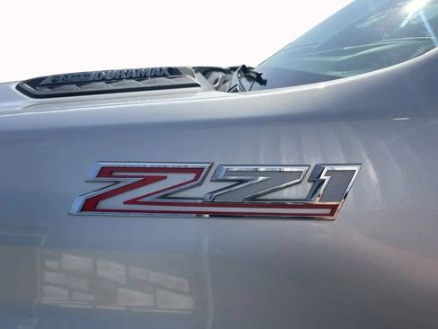 Used 2020 Chevrolet Silverado 2500 LTZ w/ LTZ Premium Package image 11