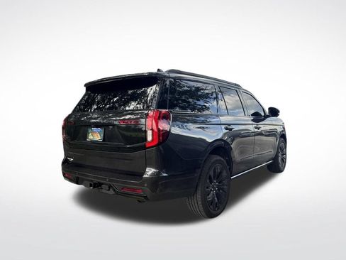 Used 2025 Ford Expedition Platinum w/ Stealth Appearance Package AWD/4WD image 3