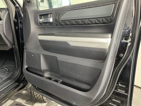 Used 2015 Toyota Tundra Platinum AWD/4WD image 16