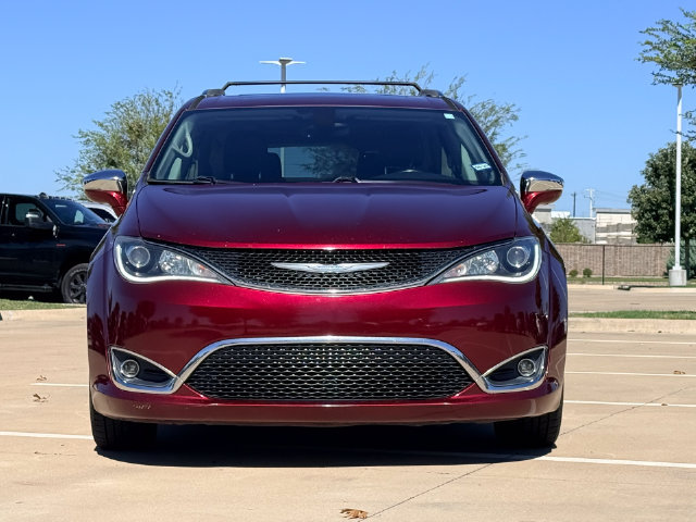 Used 2018 Chrysler Pacifica Limited FWD image 9