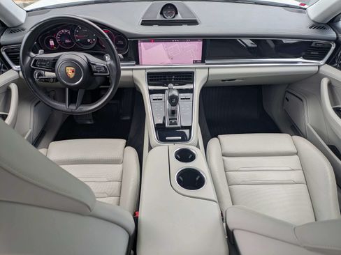 Used 2021 Porsche Panamera 4 w/ Premium Package AWD/4WD image 14