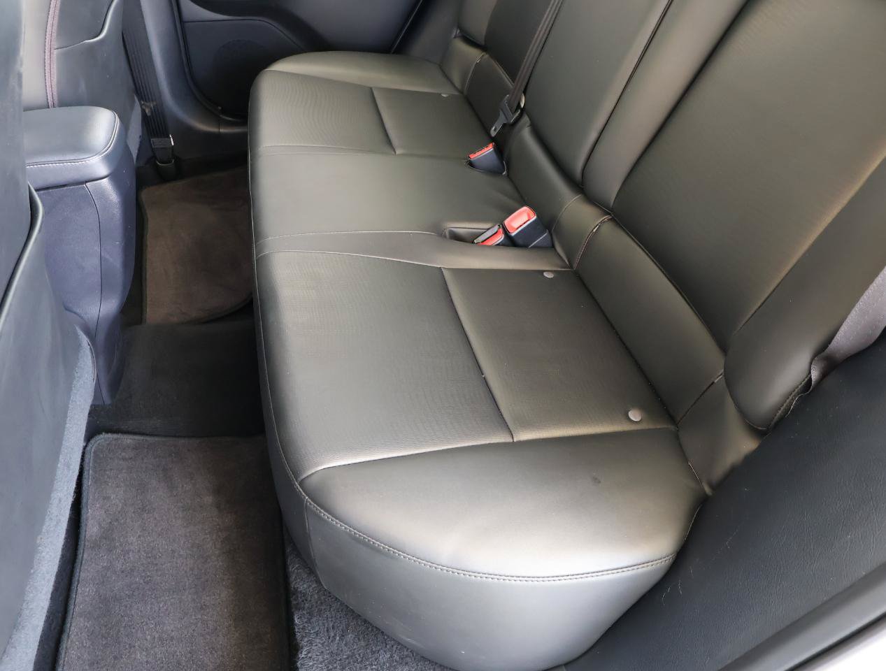 Used 2012 Lexus CT 200h Premium FWD image 23