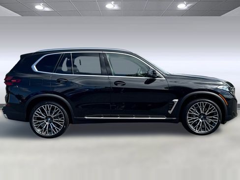 Used 2026 BMW X5 xDrive40i w/ Parking Assistance Package AWD/4WD image 7