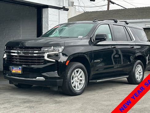 Used 2022 Chevrolet Tahoe LT w/ Luxury Package image 8
