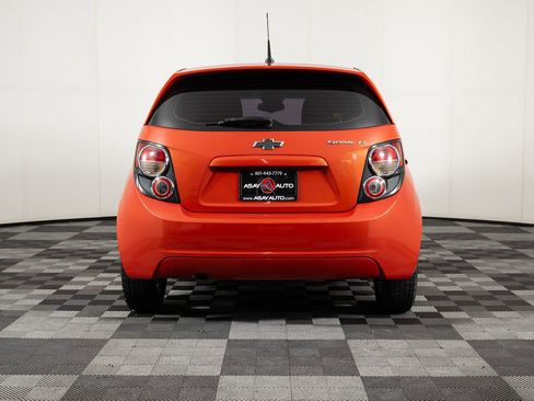 Used 2012 Chevrolet Sonic LT image 6