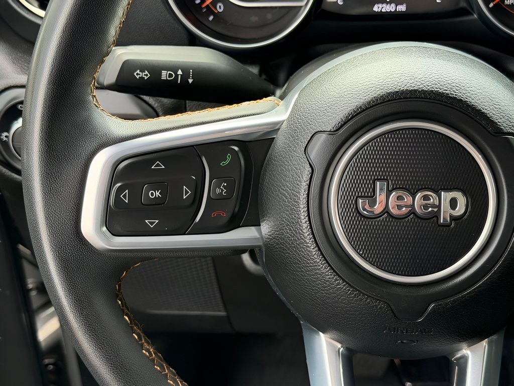 Used 2023 Jeep Gladiator Overland AWD/4WD image 54