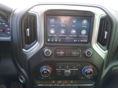 Used 2021 Chevrolet Silverado 1500 LT Trail Boss image 23