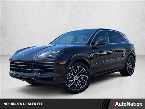 Used 2024 Porsche Cayenne AWD/4WD image 1