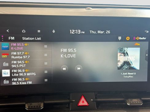 Used 2023 Kia Sportage SX image 16