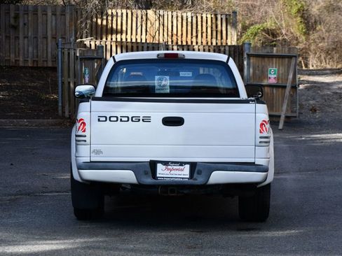 Used 2002 Dodge Dakota Sport image 2