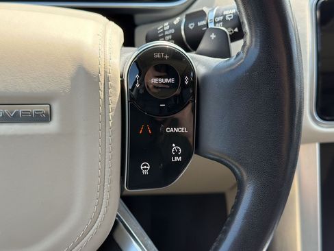 Used 2019 Land Rover Range Rover HSE AWD/4WD image 19