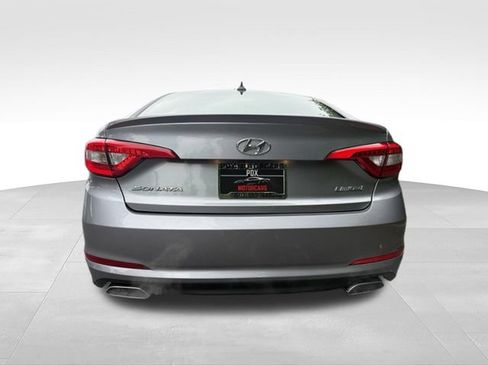 Used 2017 Hyundai Sonata Limited FWD image 4