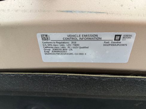 Used 2018 Chevrolet Malibu Hybrid w/ Driver Confidence Package image 26