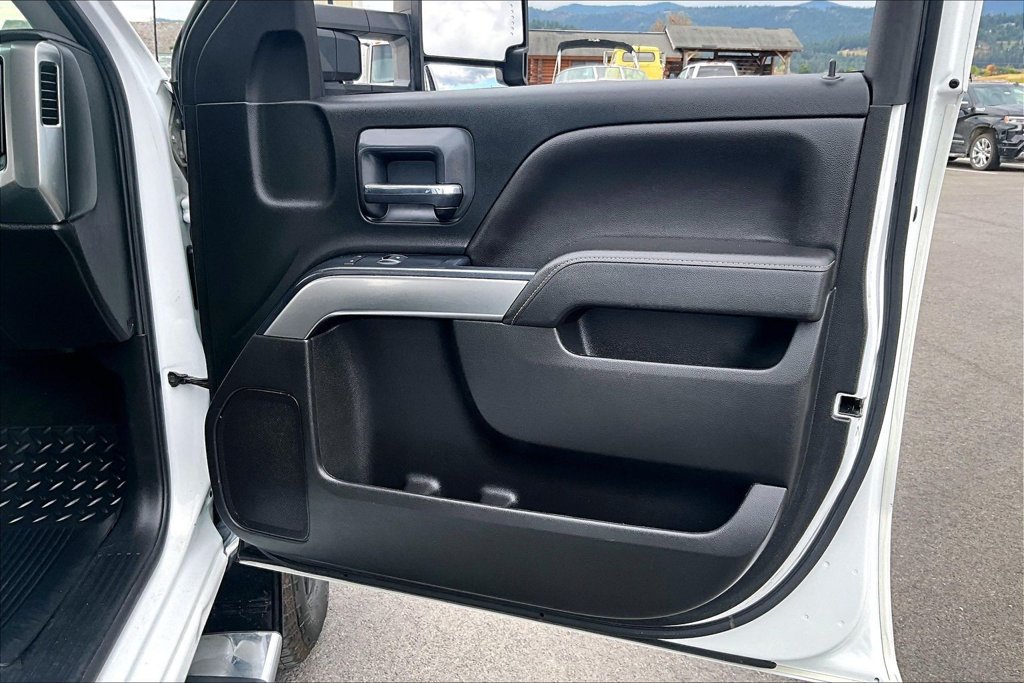 Used 2018 Chevrolet Silverado 2500 LT AWD/4WD image 25