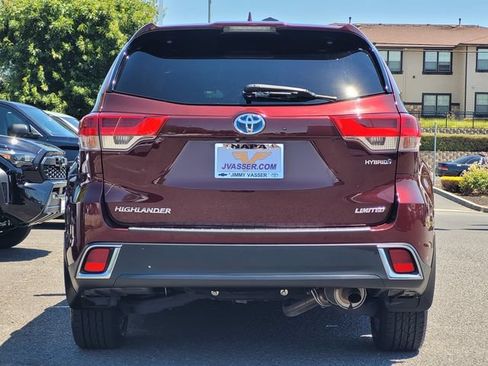 Certified 2019 Toyota Highlander Limited w/ Carpet Mat Package (TMS) AWD/4WD image 7