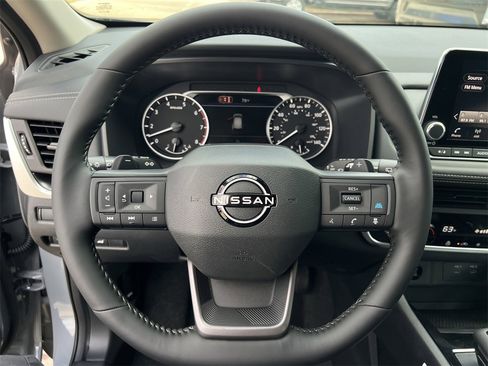 New 2026 Nissan Rogue SV image 10