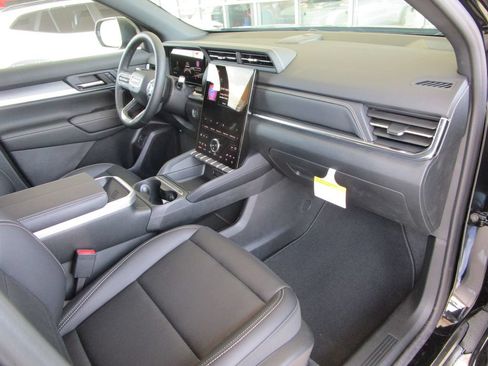 New 2027 GMC Terrain Elevation w/ Elevation Premium Package FWD image 20